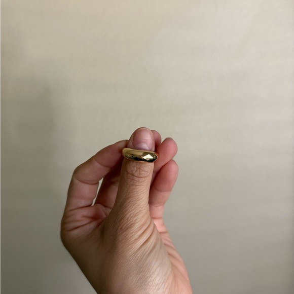 5 Gold Ring Set - Picture 6 of 6